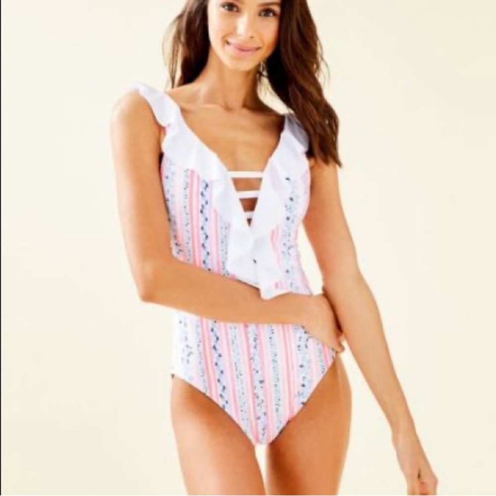 NWOT Lilly Pulitzer Carmen Pink and Blue Patterned Seastripe Swimsuit
